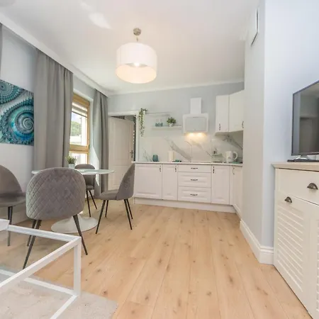 Aleja Park - Noclegisopot Lägenhet *