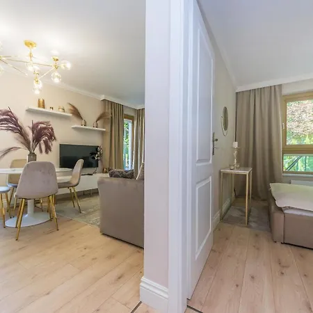 Aleja Park - Noclegisopot Σόποτ