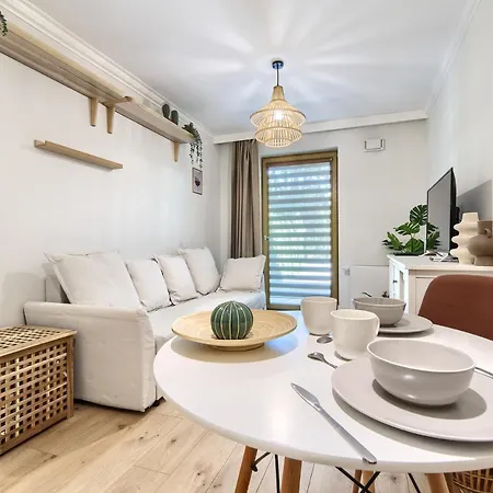 Aleja Park - Noclegisopot * Σόποτ